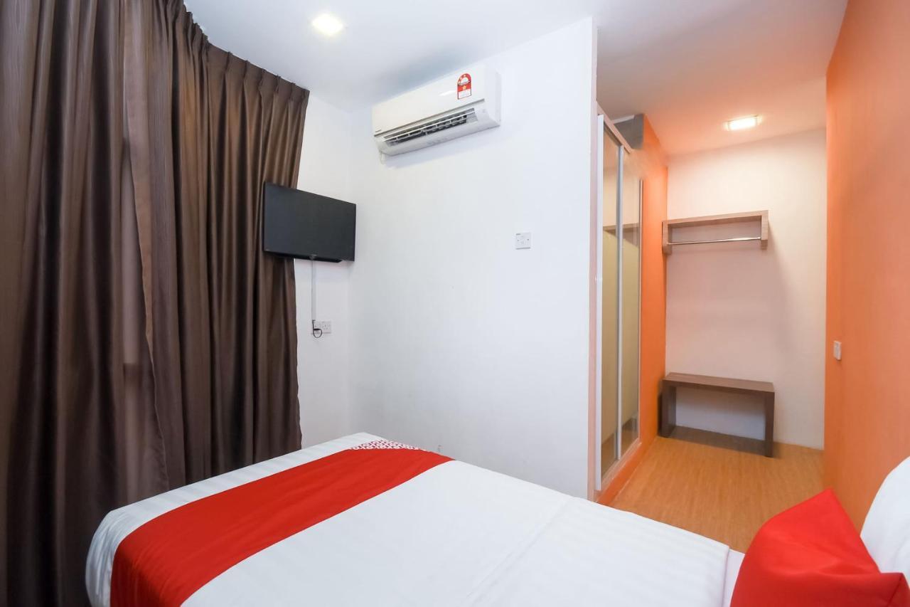 Oyo 1111 Harmony Stay Miri Bagian luar foto