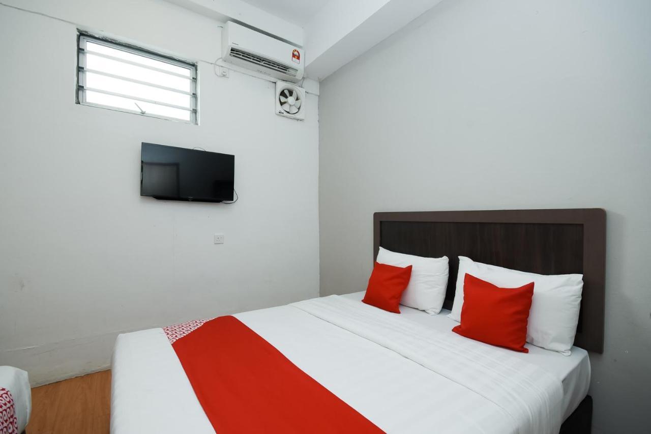 Oyo 1111 Harmony Stay Miri Bagian luar foto
