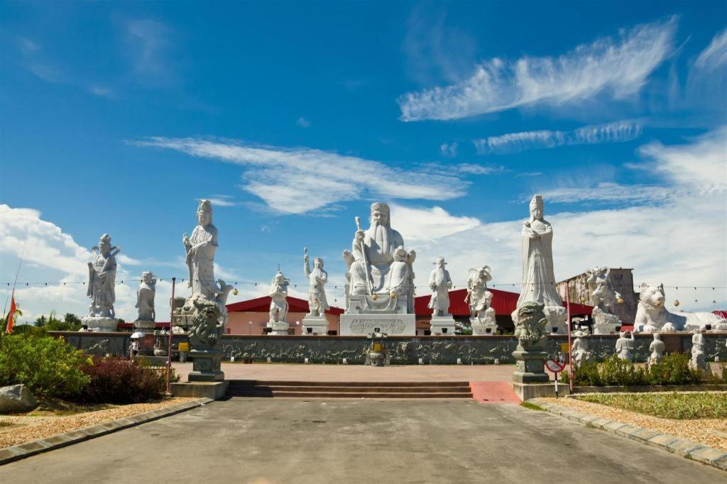 Oyo 1111 Harmony Stay Miri Bagian luar foto