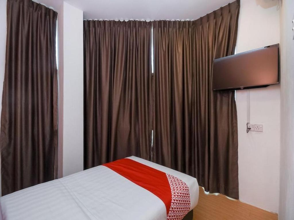 Oyo 1111 Harmony Stay Miri Bagian luar foto