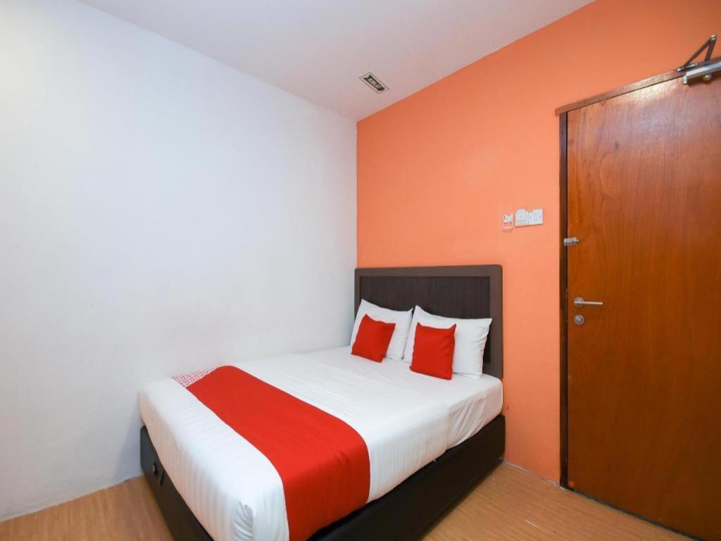 Oyo 1111 Harmony Stay Miri Bagian luar foto