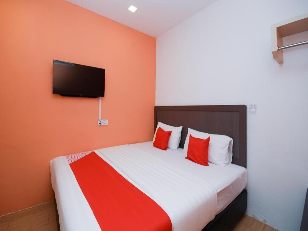 Oyo 1111 Harmony Stay Miri Bagian luar foto