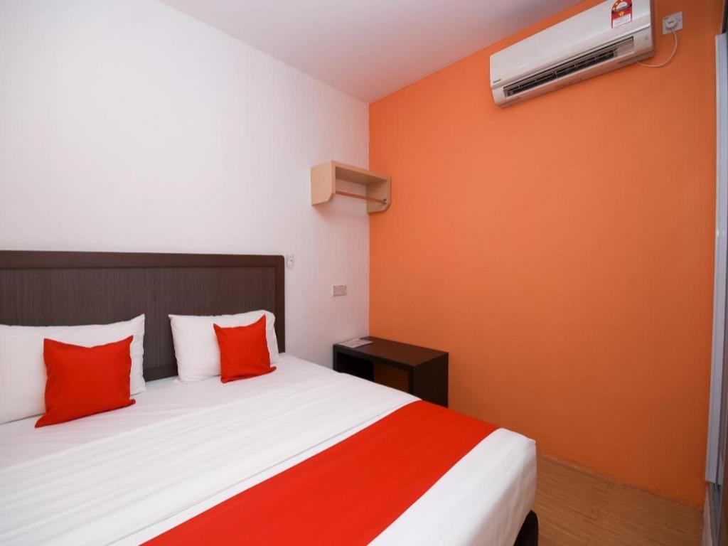 Oyo 1111 Harmony Stay Miri Bagian luar foto